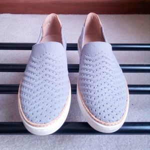 ugg willows chevron design sneakers